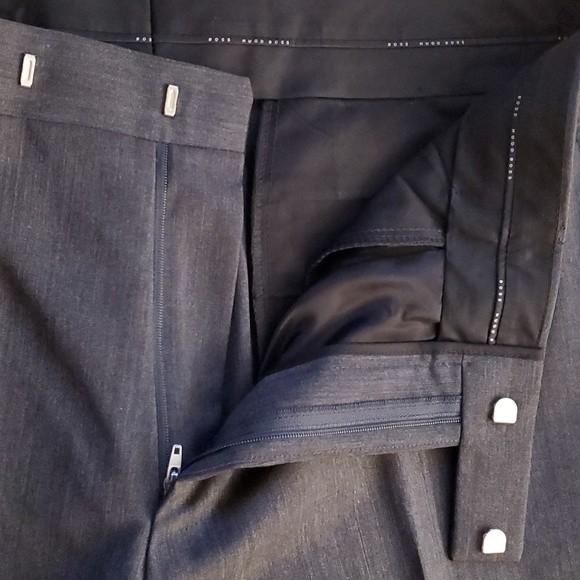 Hugo Boss James Brown Wool Dress Slacks - 36R - Picture 4 of 10